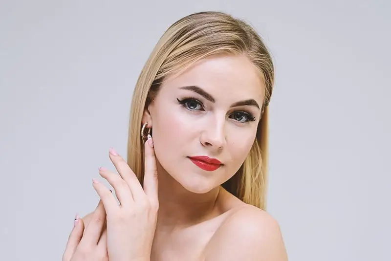 Facial contouring using Facetite RF technology