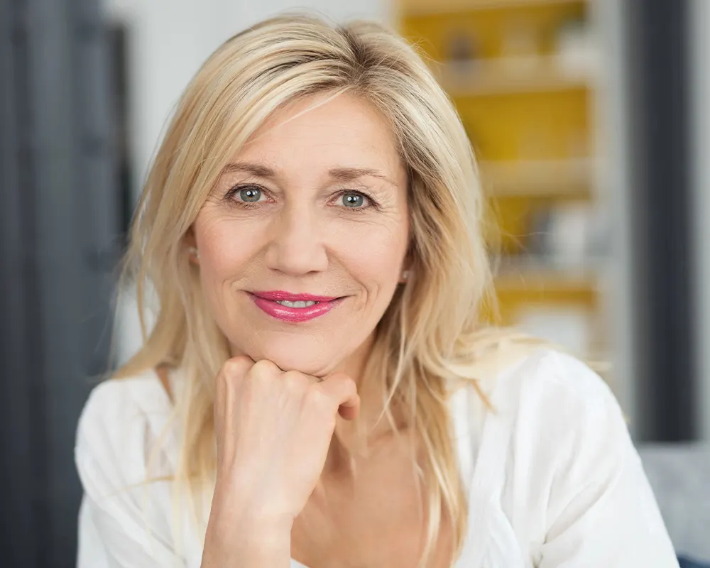Q Lift Necklift by Dr Q in Glasgow